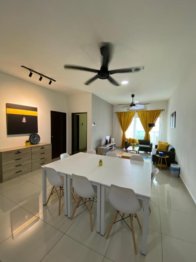 Zima Homestay@Kajang2 エクステリア 写真