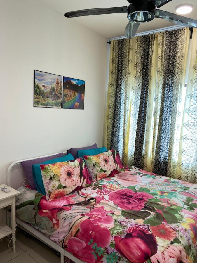Zima Homestay@Kajang2 エクステリア 写真